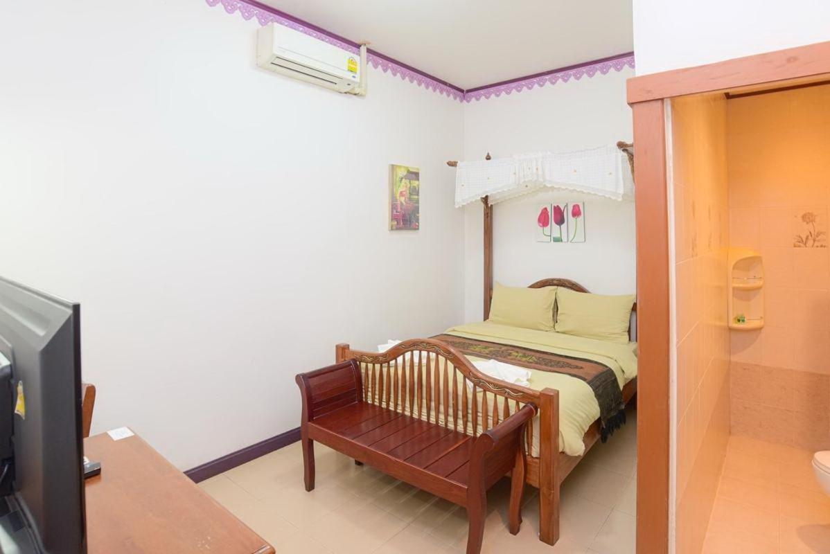 Ban Ao Thong Hotel Trang Luaran gambar