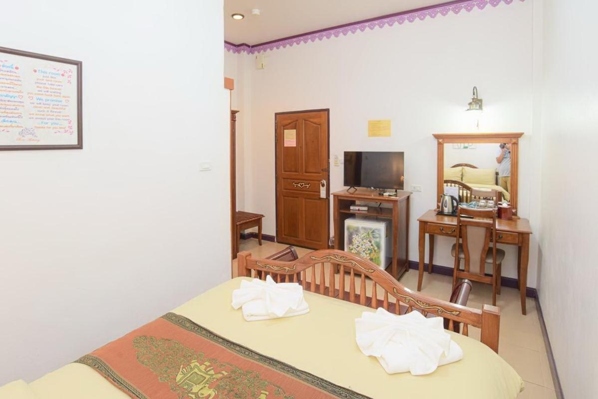 Ban Ao Thong Hotel Trang Luaran gambar
