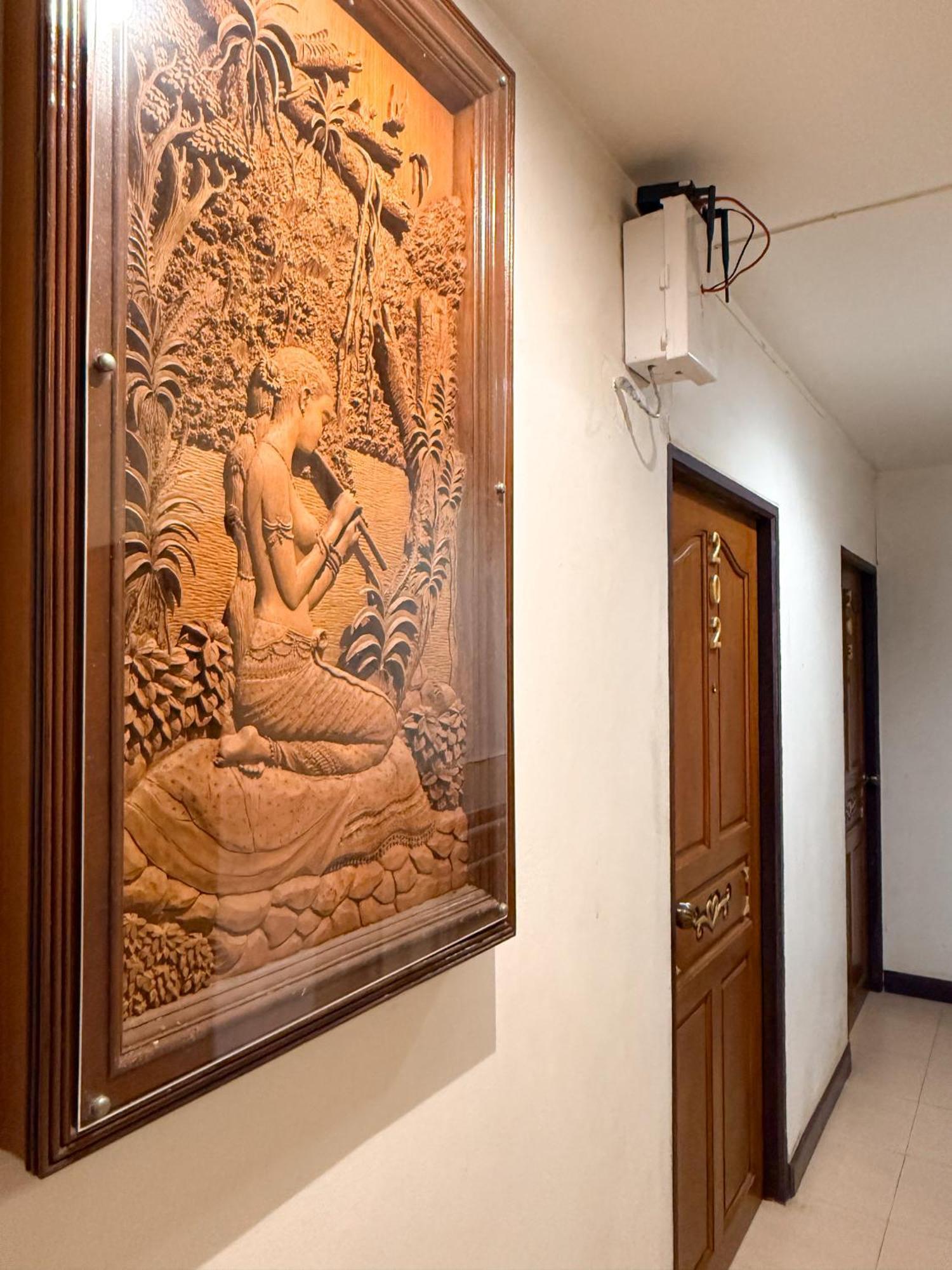 Ban Ao Thong Hotel Trang Luaran gambar