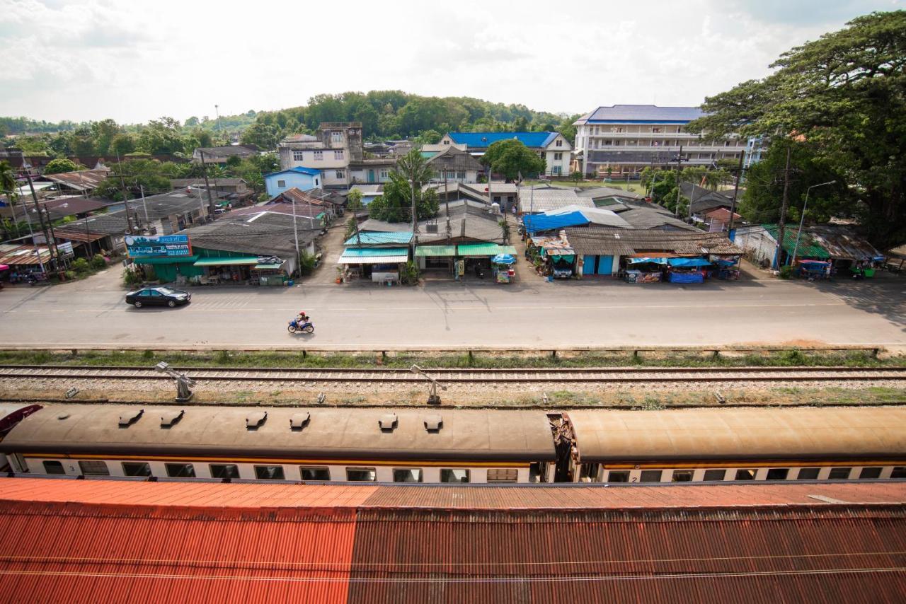 Ban Ao Thong Hotel Trang Luaran gambar